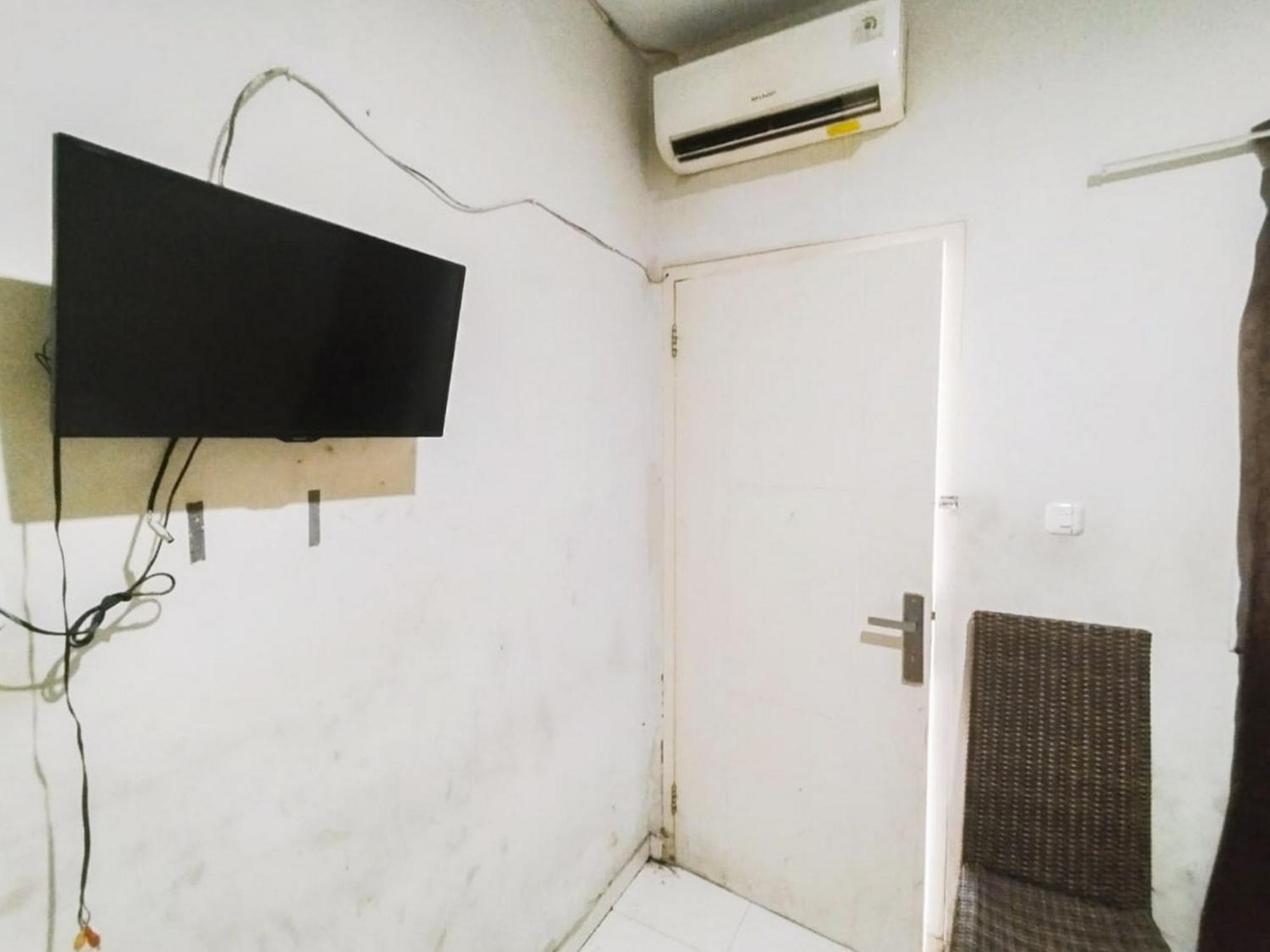 Hotel Reddoorz At Jalan Diponegoro Bandar Lampung Zewnętrze zdjęcie