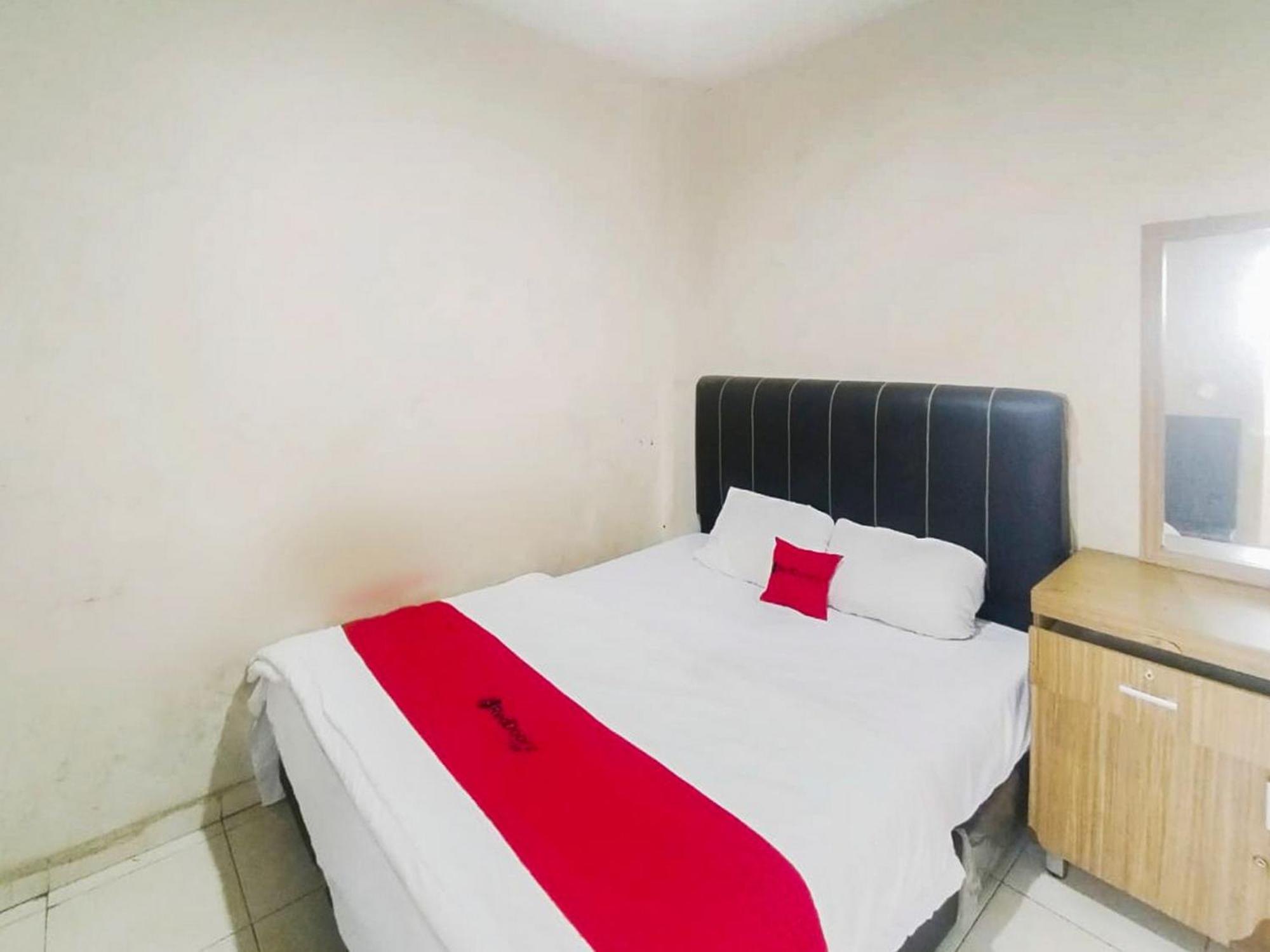 Hotel Reddoorz At Jalan Diponegoro Bandar Lampung Zewnętrze zdjęcie